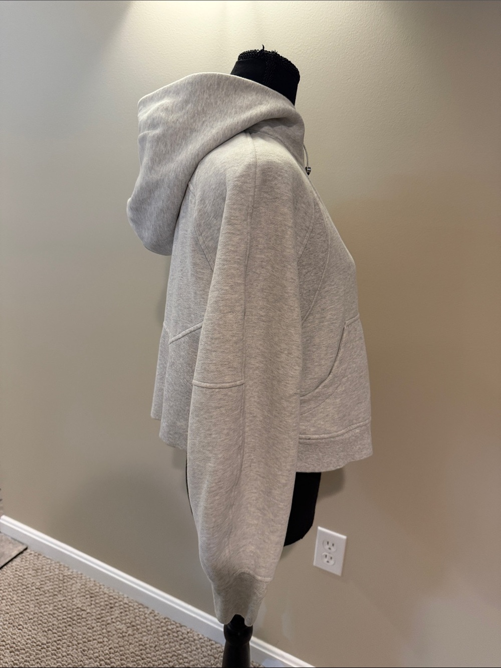 lululemon athletica Light Gray Half-Zip Cowl Hoodie Sweater - Picture 4 of 10